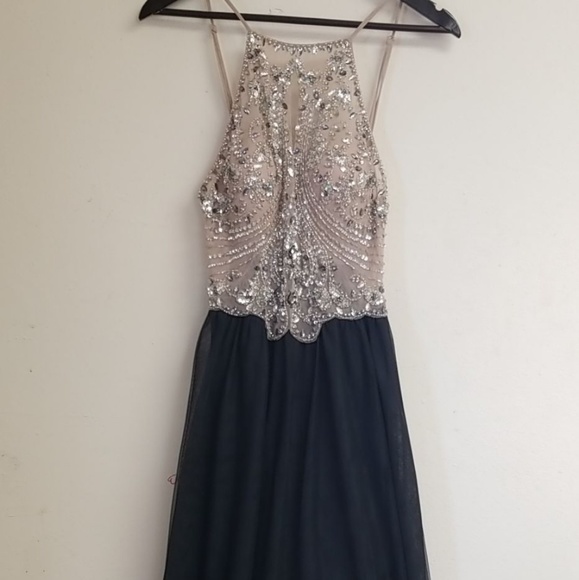 Ballgown Dress - Picture 3 of 5